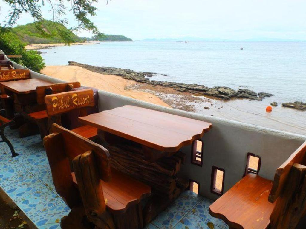 Pikun Resort Ko Lan Bagian luar foto